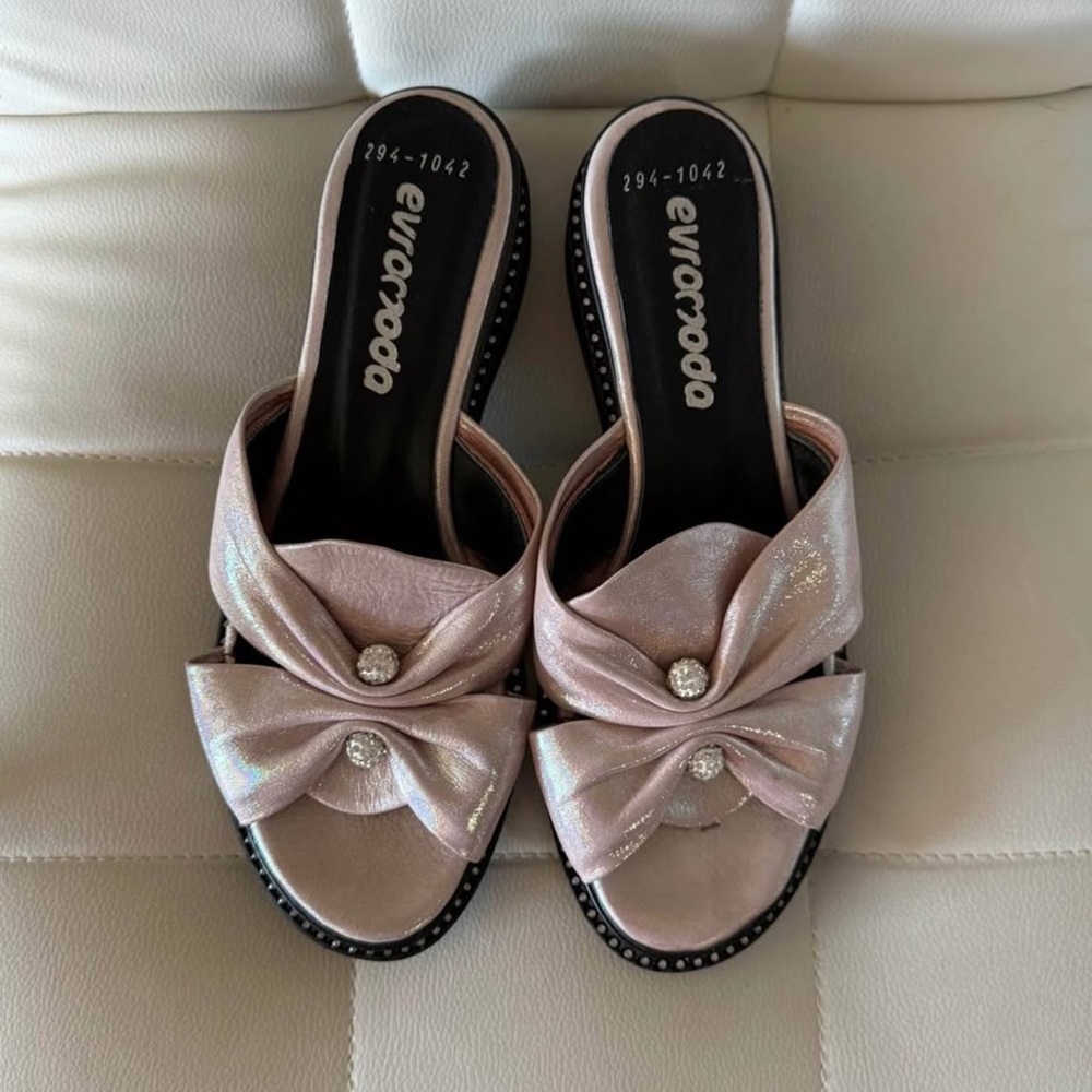Women's Pink Bow Slide Sandals